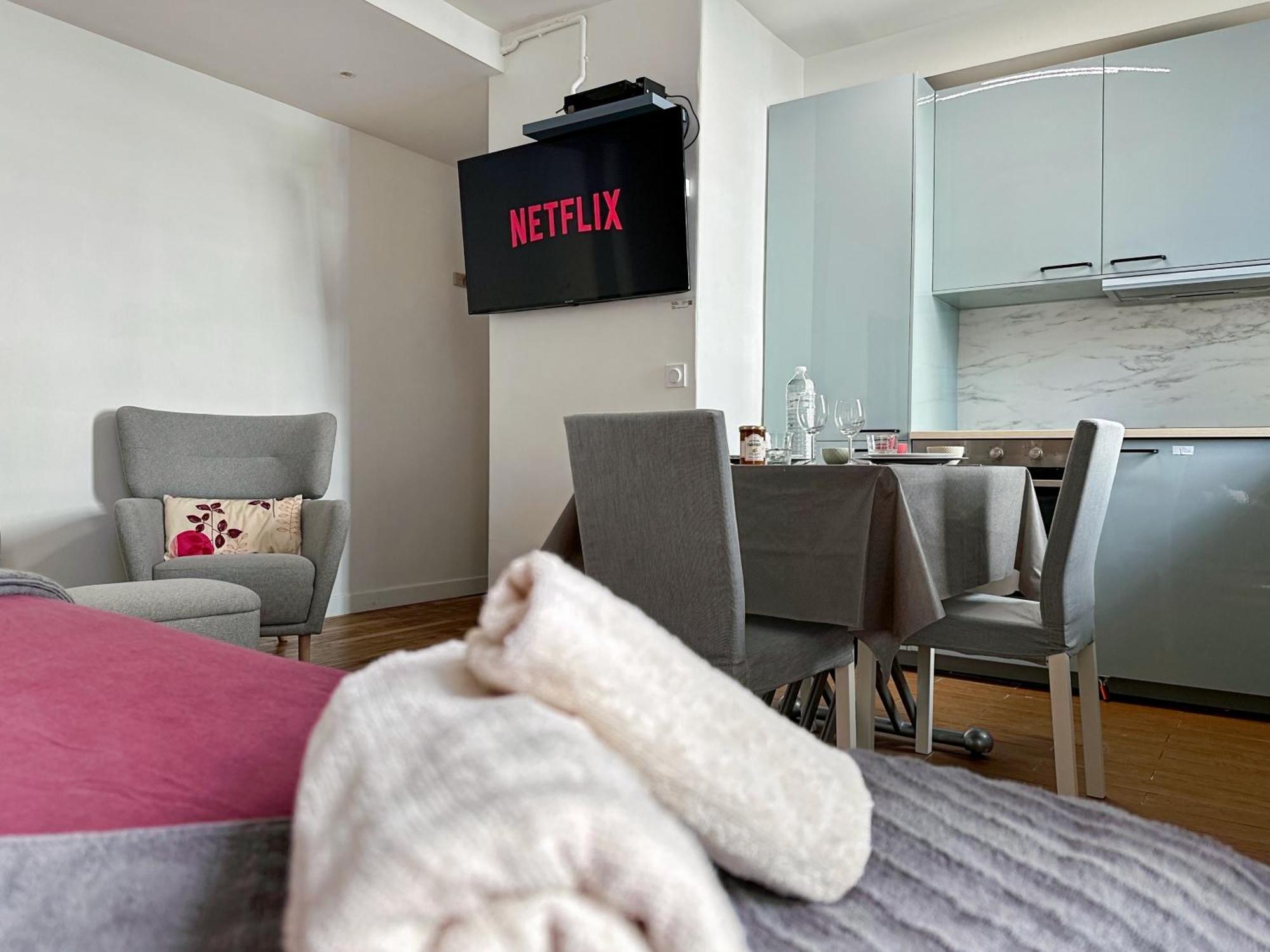 Appartement Entier Calme - Parking Free - Proche Paris Et Chateau - Wifi Hd Vincennes Luaran gambar