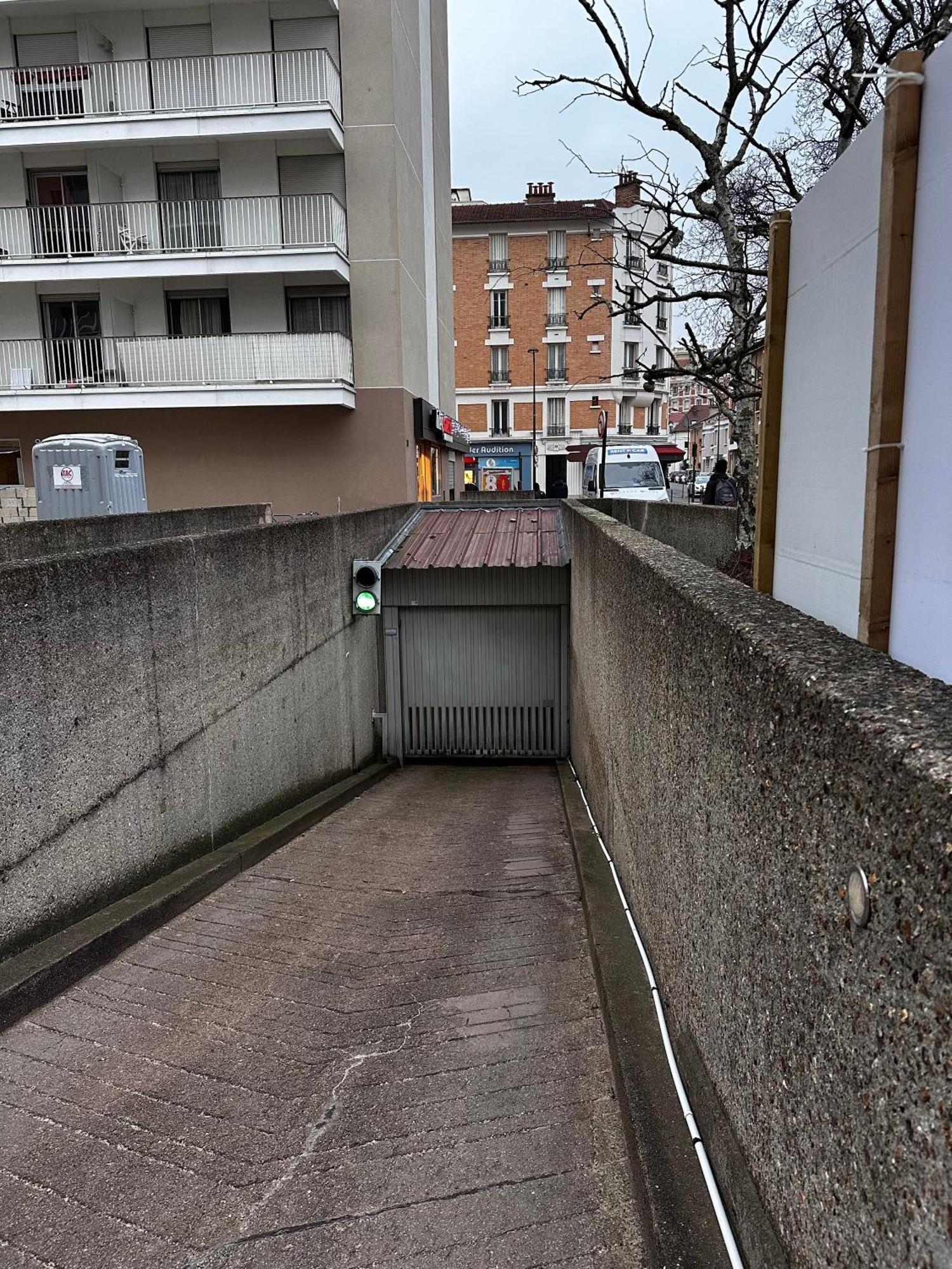 Appartement Entier Calme - Parking Free - Proche Paris Et Chateau - Wifi Hd Vincennes Luaran gambar